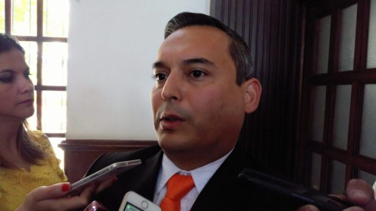 El diputado Edgar Sánchez se declara independiente