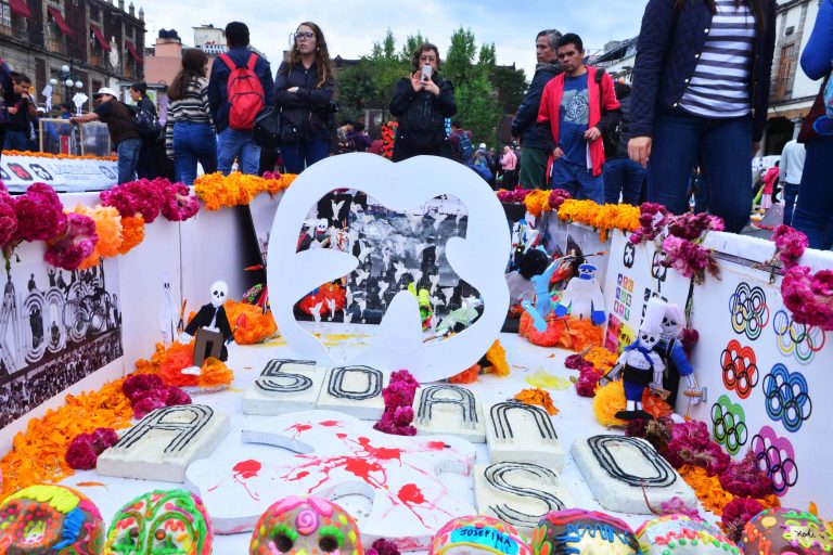 La UNAM hace homenaje al Movimiento de 1968 con MegaOfrenda