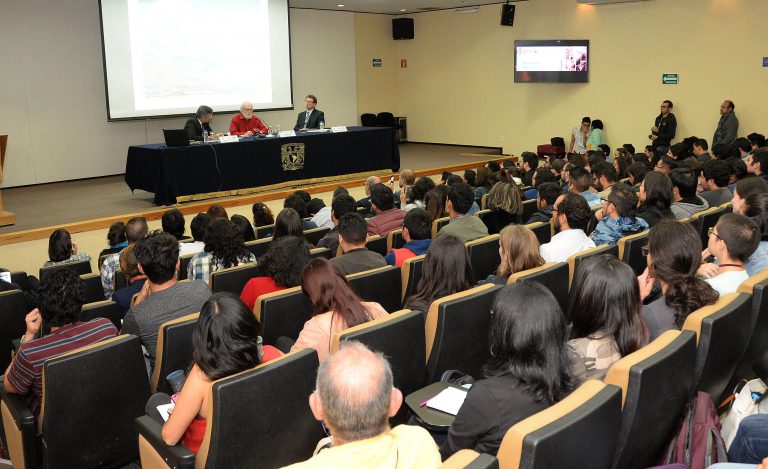 México, importante para detener la tendencia hacia la derecha en América Latina: David Harvey