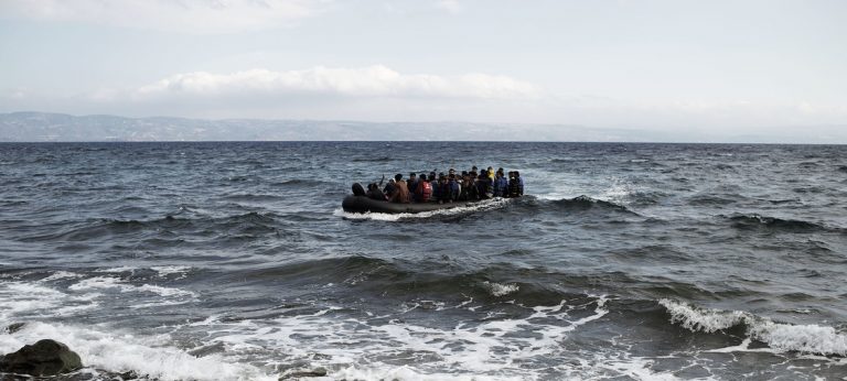 Más de 2000 personas han muerto intentando cruzar el Mediterráneo en lo que va de año