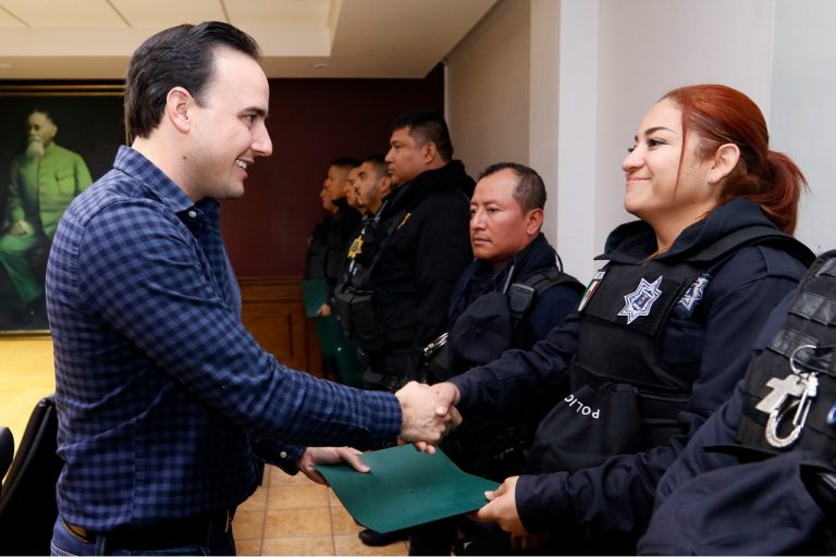 Reconocen heroísmo de policías que detuvieron a delincuentes