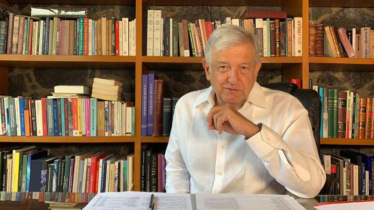 Sí va a alcanzar Presupuesto 2019, afirma López Obrador