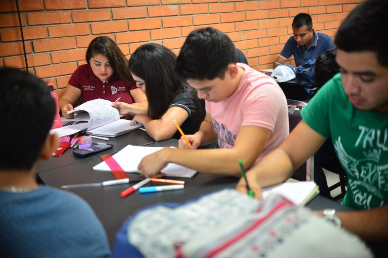 Toda política pública es exitosa con la participación de los jóvenes