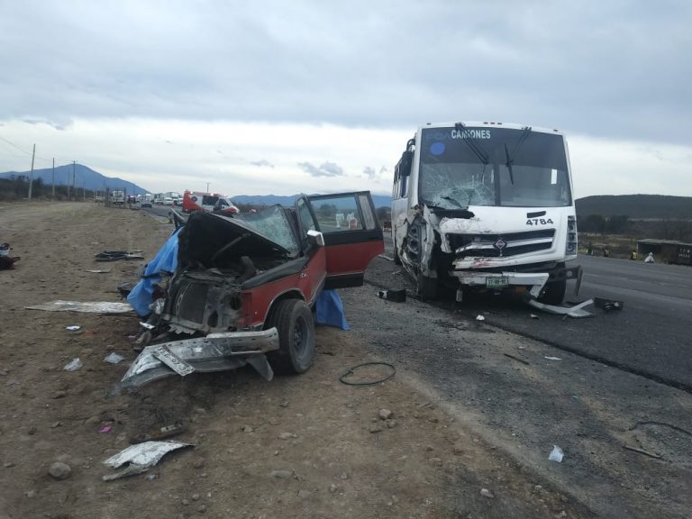 Accidente en la carretera Saltillo-Zacatecas deja 3 muertos