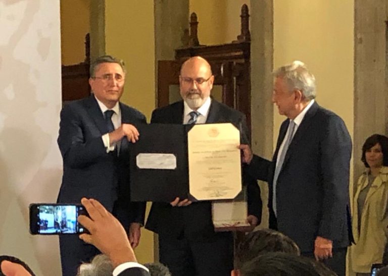 López Obrador entrega el Premio Nacional de Derechos Humanos