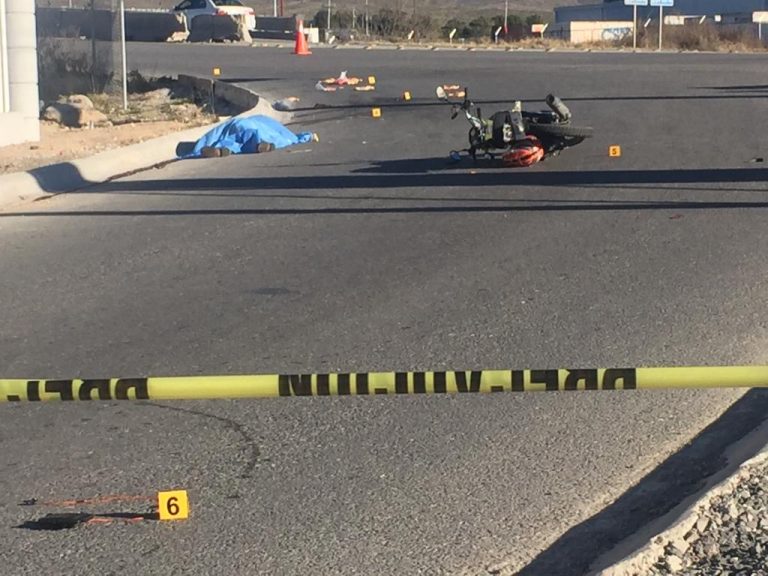 Muere motociclista en la carretera a Derramadero