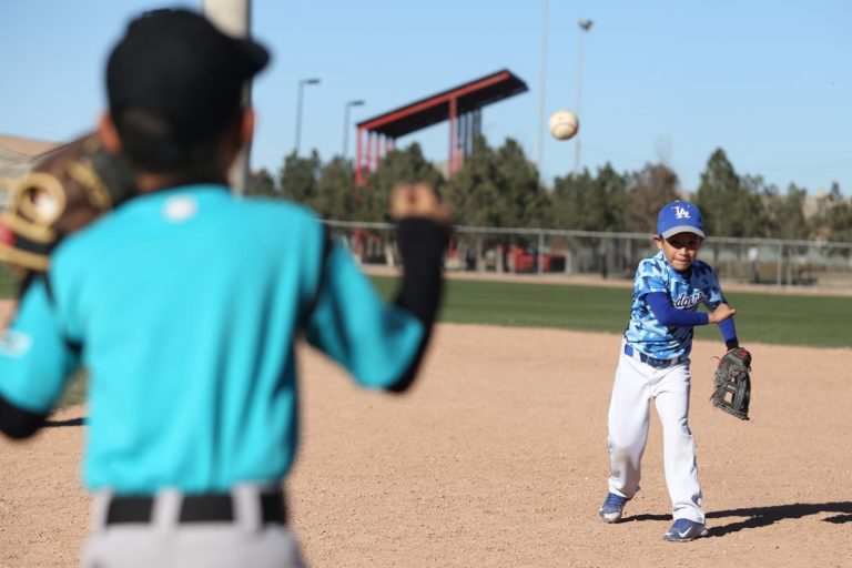 Se desarrolla con éxito Clínica de Béisbol