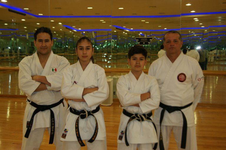 Se preparan jóvenes coahuilenses para Selectivo Nacional de Karate Do