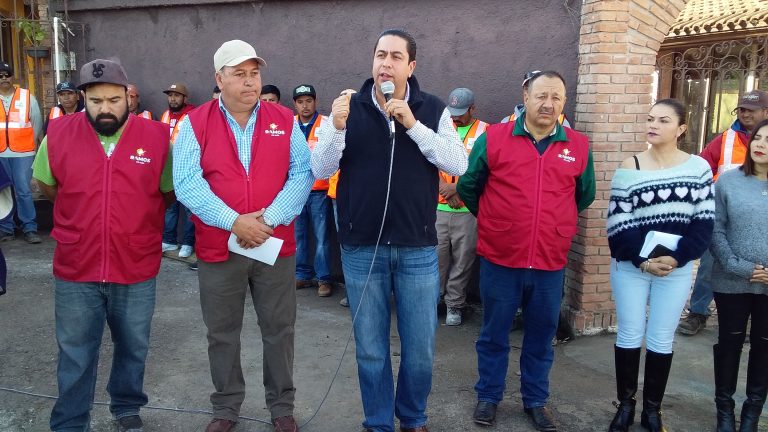 Alcalde Chema Morales entrega equipo de trabajo a cuadrillas de limpieza