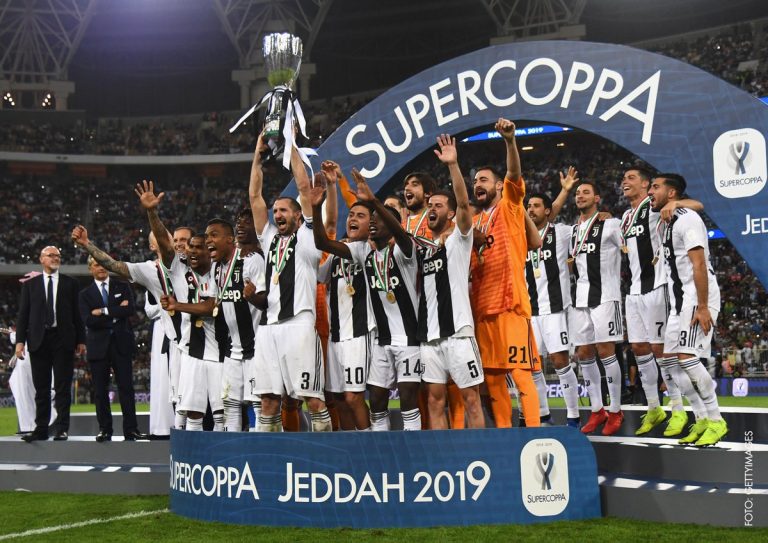 Cristiano Ronaldo anota y le da su octava Supercopa de Italia a la ‘Juve’