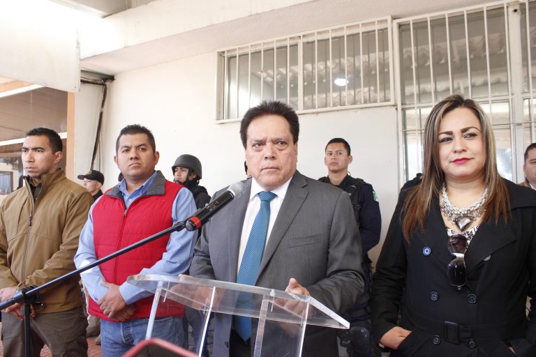 Detienen elementos de la FGE a sujeto por el delito de homicidio calificado