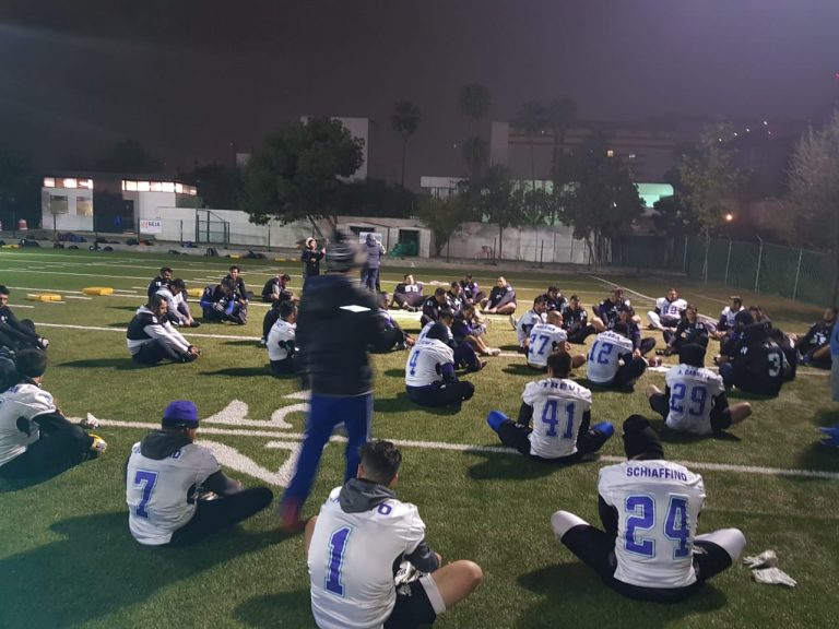 Dinos entrenará a puertas abiertas en el Estadio Olímpico