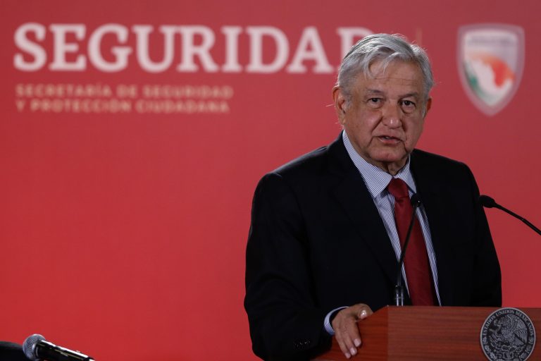 México ventilará archivos secretos de desaparecido servicio de inteligencia: López Obrador