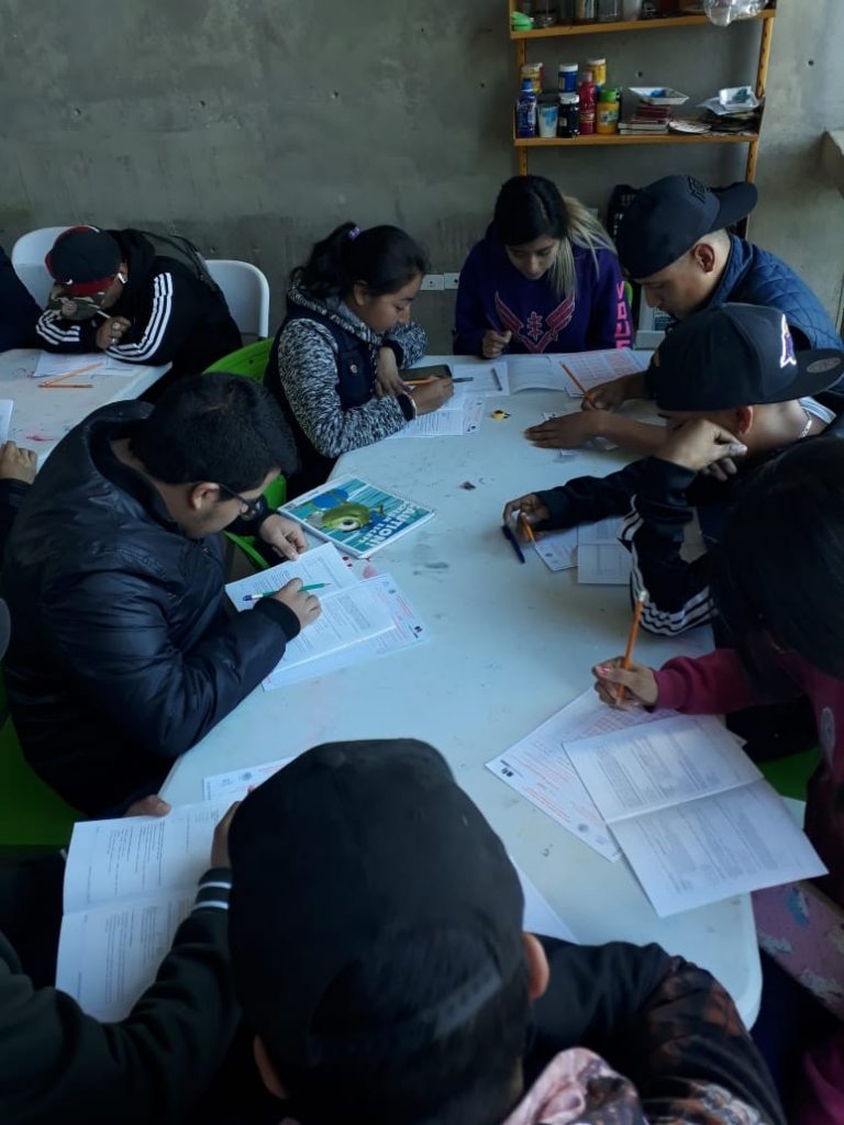 La Madriguera ofrece cursos de inglés y computación