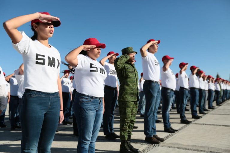 Dan bienvenida en Saltillo a conscriptos y mujeres voluntarias del SMN