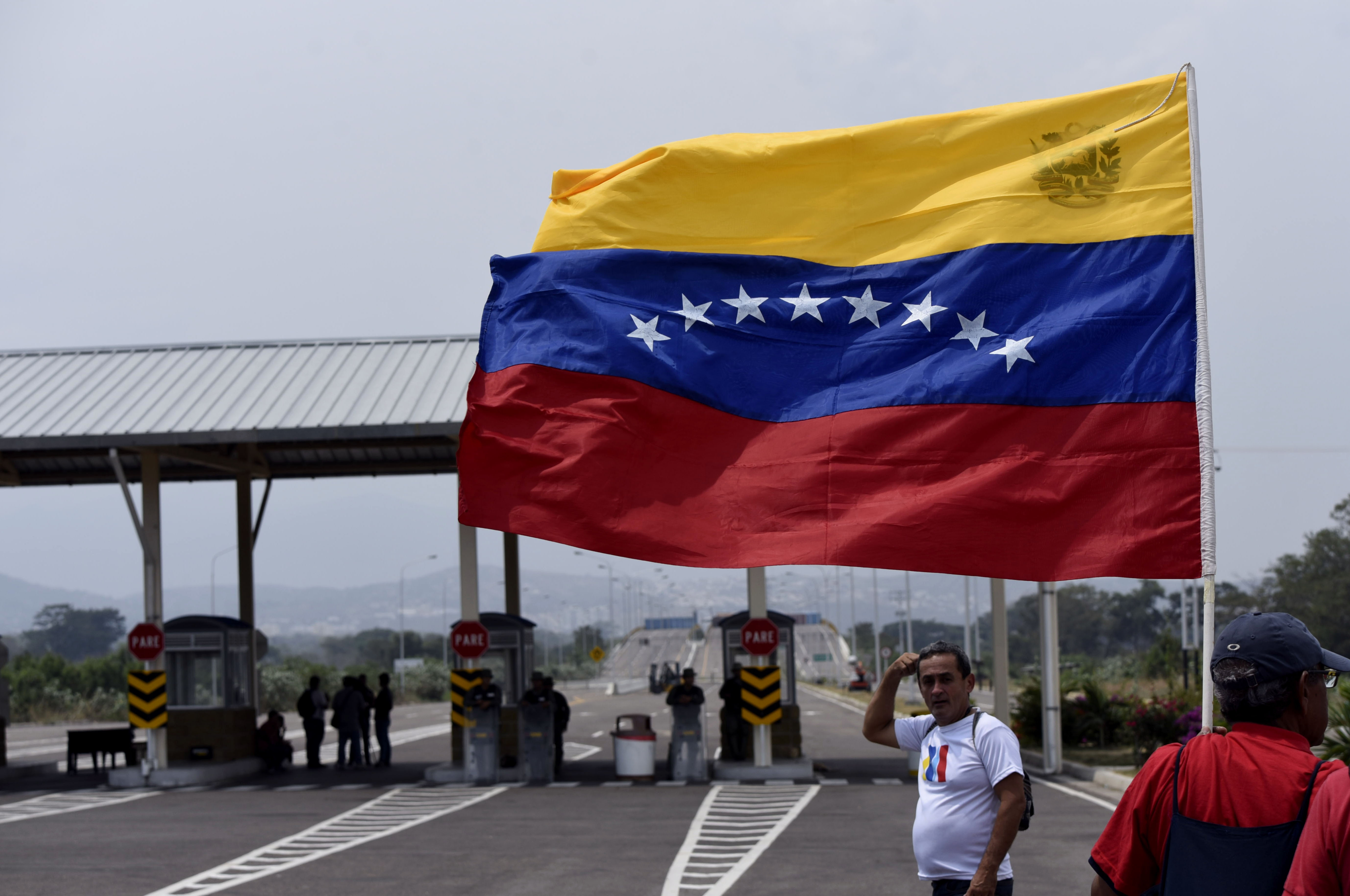 Venezuela anuncia reapertura de la frontera terrestre con ...