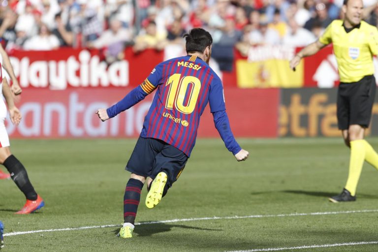 Qué joya y triplete de Messi