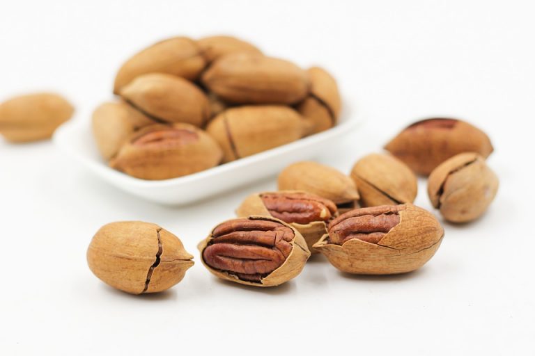 Por esta razón debes comer nueces cuando te sientes triste