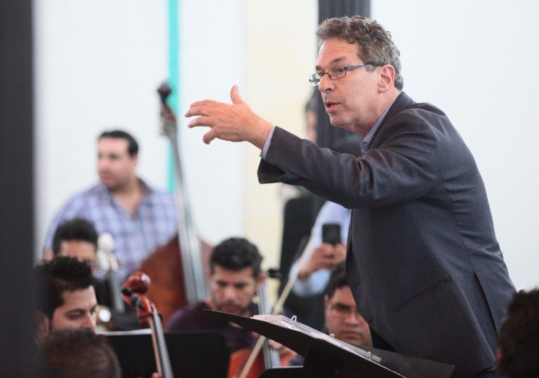 Reconocen calidad de orquesta filarmónica del desierto de Coahuila