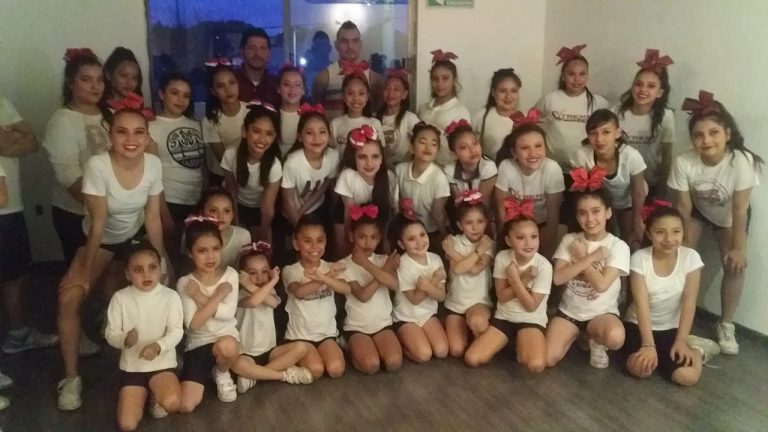 Porristas de Ramos Arizpe participarán en concurso regional