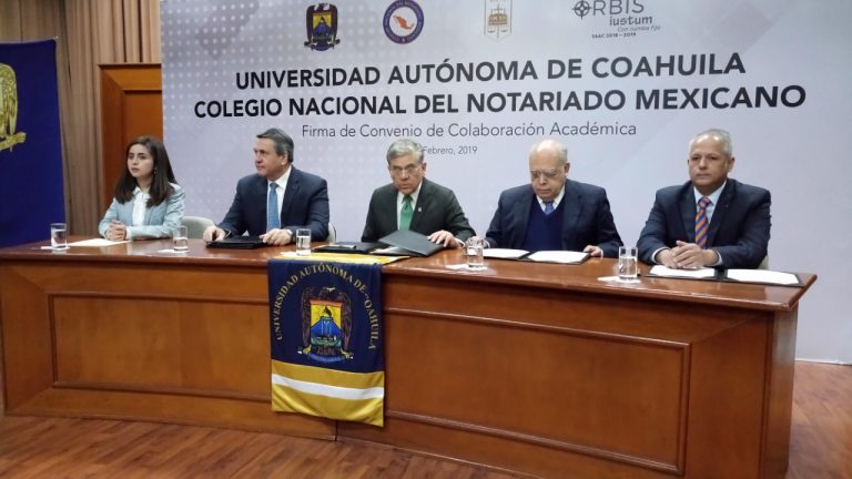 Firman convenio de colaboración académica la UA de C y el Colegio Nacional del Notariado