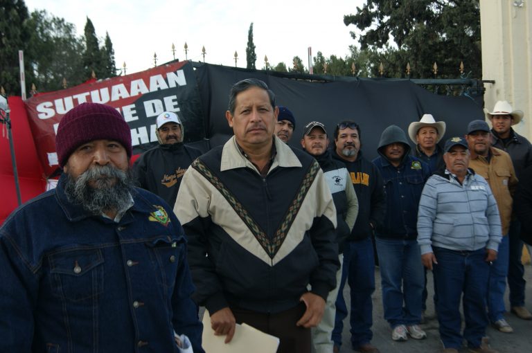 Exigen alumnos reapertura de la Narro