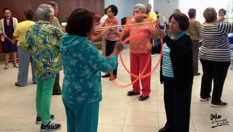 Mente activa, ejercicio y buena alimentación, para llegar a los 80 años con un cerebro y cuerpo sanos