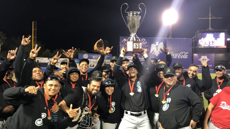 Saraperos campeón de la Copa Gobernador