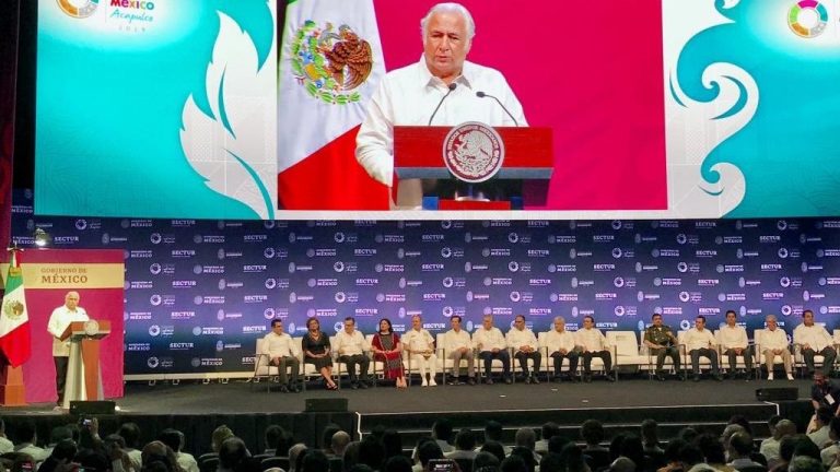 Para 2019 arribarán a México 43 millones de turistas internacionales: Sectur