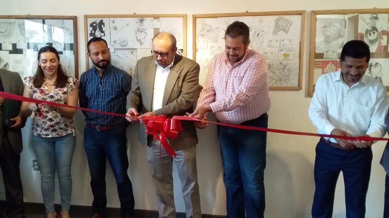 UTC inaugura exposición artística en la Casa de la Cultura