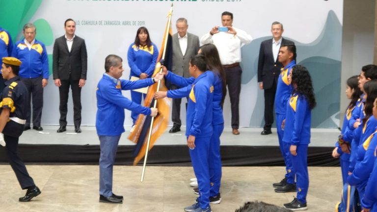 Abandera gobernador de Coahuila a representantes de la UA de C para Universiada Nacional 2019