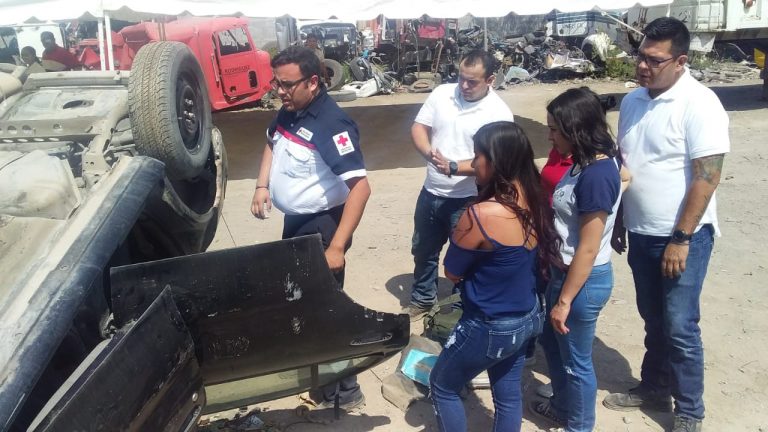 Capacita Cruz Roja a saltillenses en extracción vehicular