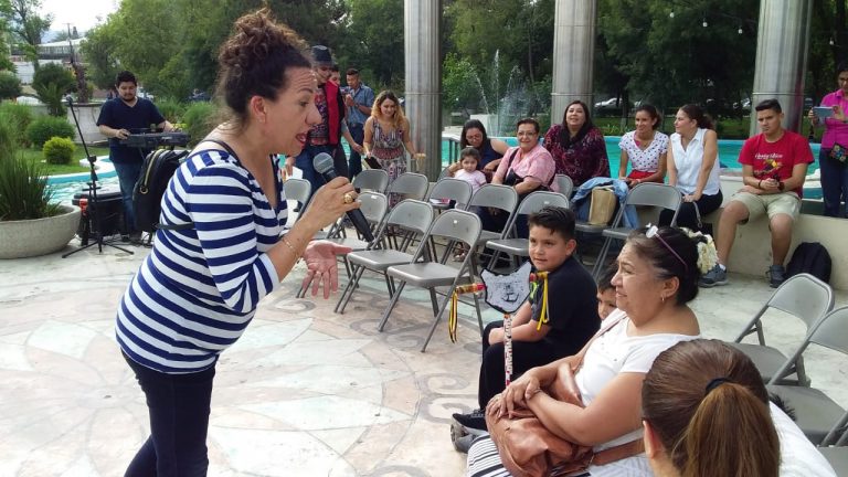 Realizan maratón de cuentos en la Alameda