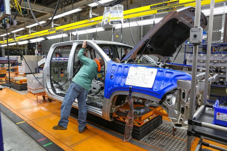 El cierre de la frontera con México podría paralizar la industria automotriz