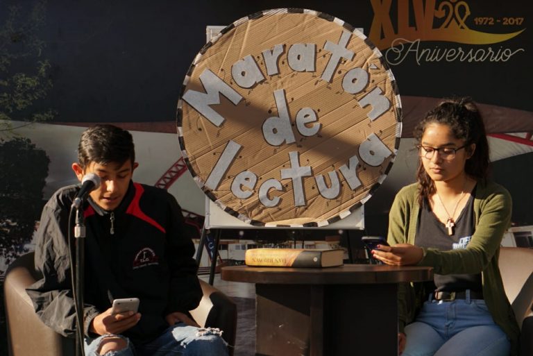 Gran participación de universitarios en el Maratón de Lectura #LobosLectores