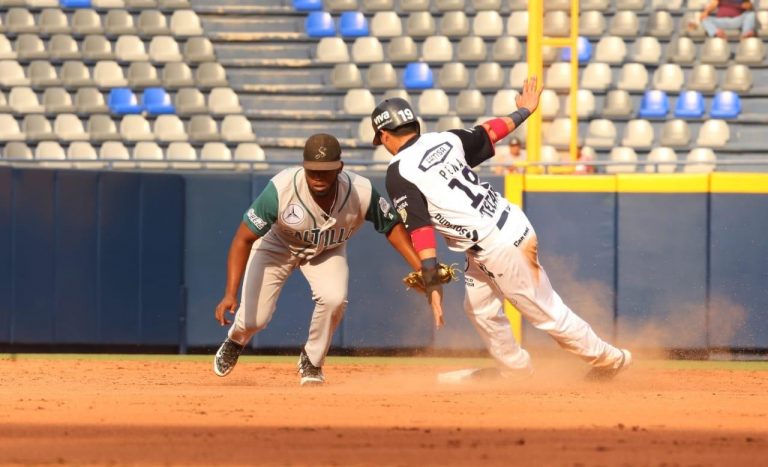 Sultanes gana 10 – 6 a Saraperos para llevarse la serie completa