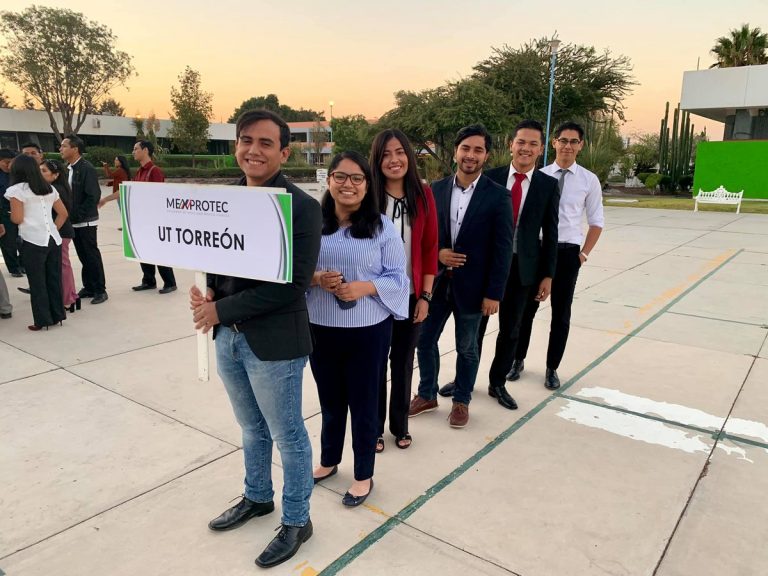 Seis alumnos de la Universidad Tecnológica de Torreón pasan a la final por becas a Francia