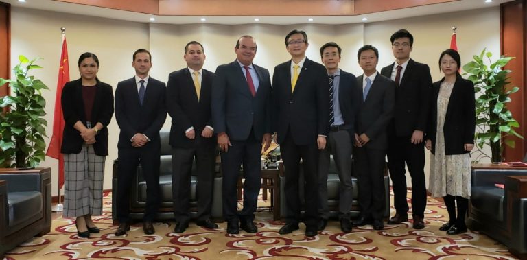 China apoya a empresas coahuilenses para invertir en el extranjero