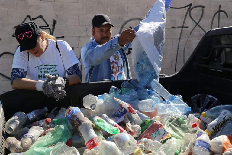 Retiran 10 toneladas de basura en campaña de limpieza