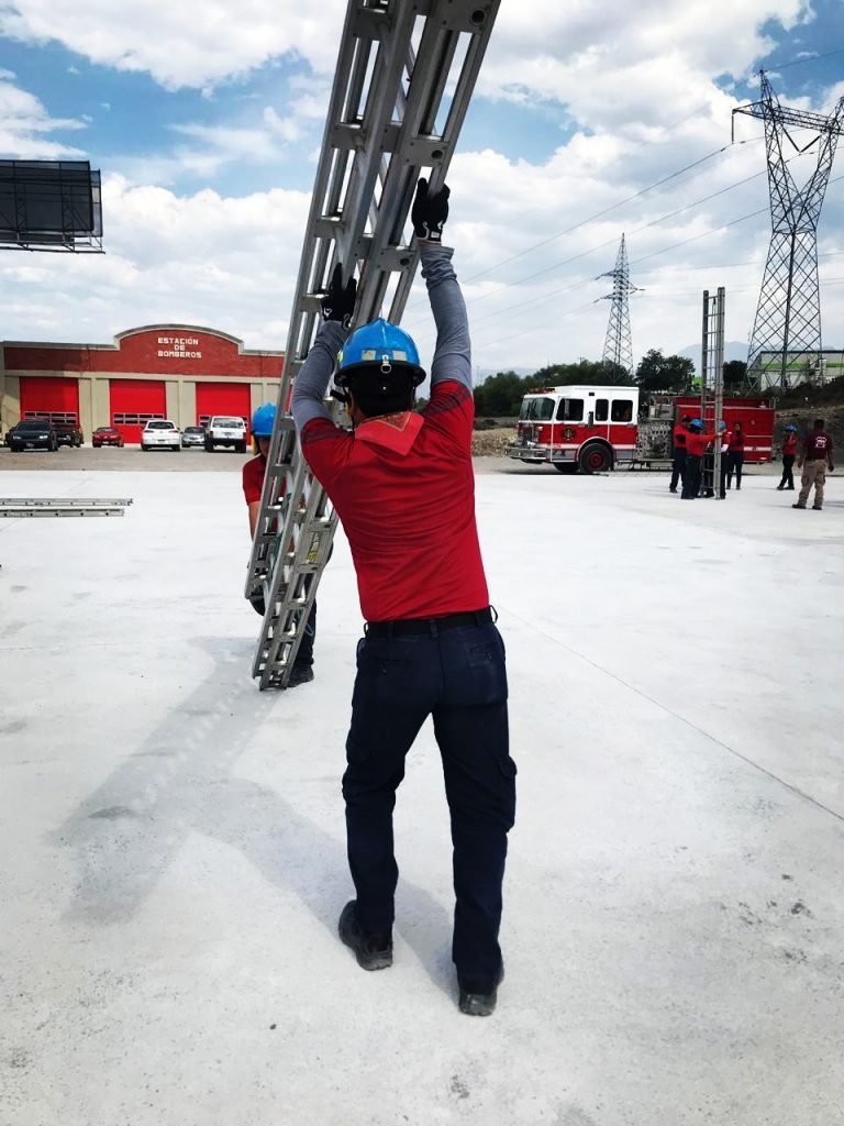 Avanza preparación de bomberos voluntarios