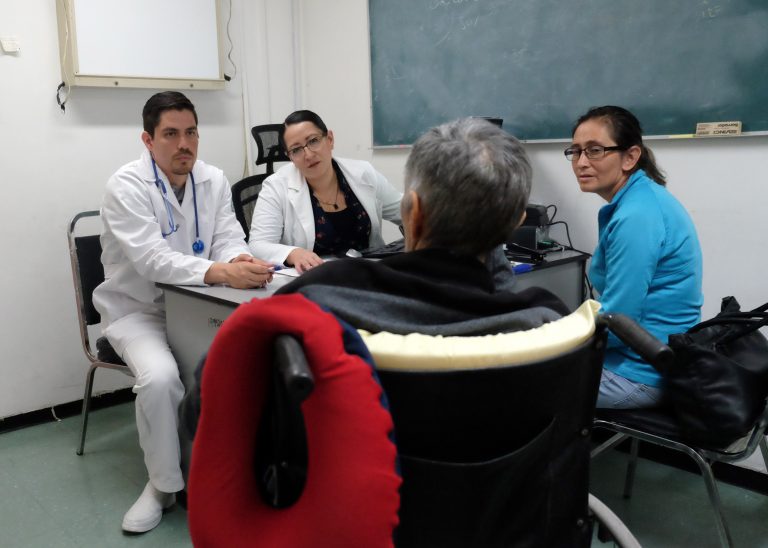 Con cuidados paliativos, el IMSS mejora calidad de vida en pacientes con cáncer, enfermedades crónicas y terminales