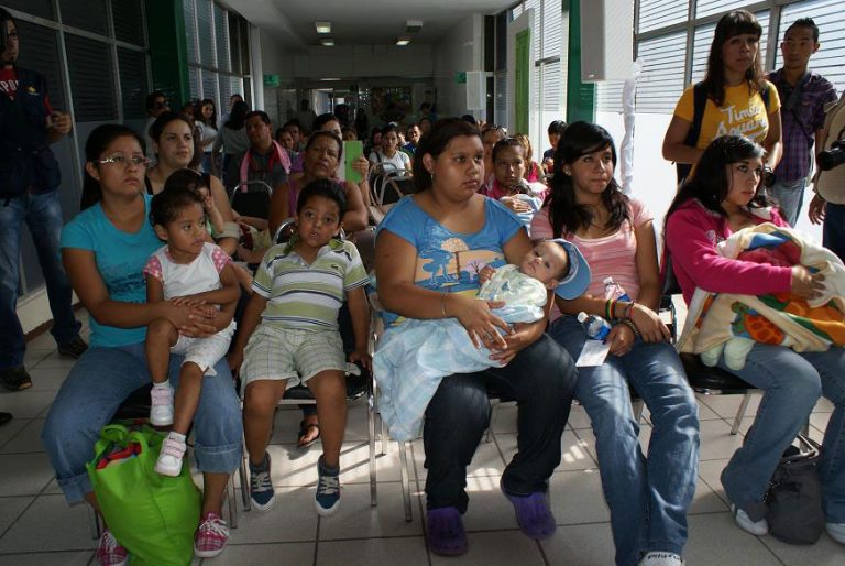 Madres solteras presentan mayores niveles de estrés y ansiedad