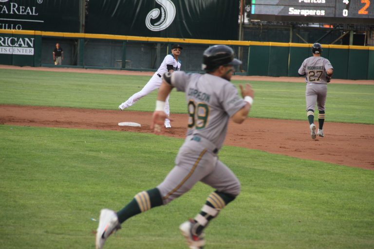 Pericos se cobra afrenta y gana 17-8 a Saraperos para empatar serie