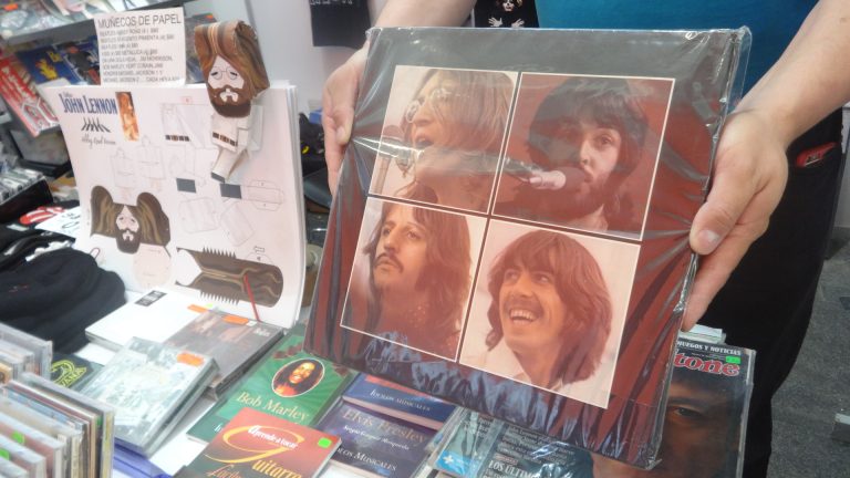 Presente la «Beatlemanía» en la FILC 2019