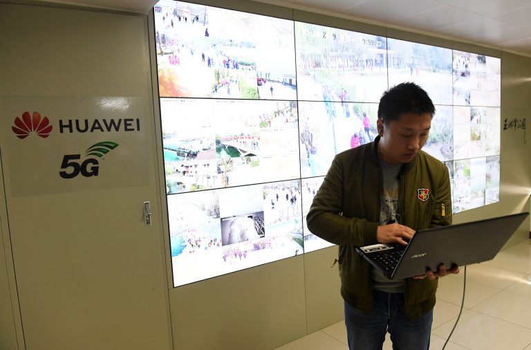 Restricciones de Estados Unidos a Huawei obstruirán despliegue global de red 5G, según informe