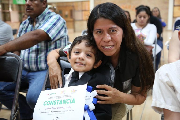 Reconoce DIF Coahuila, aprendizaje de niños con autismo