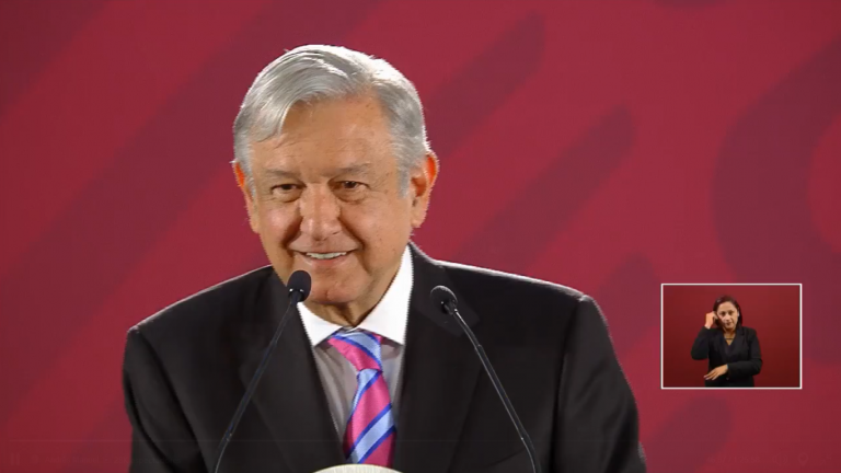 Anuncia López Obrador 40 mil empleos para migrantes