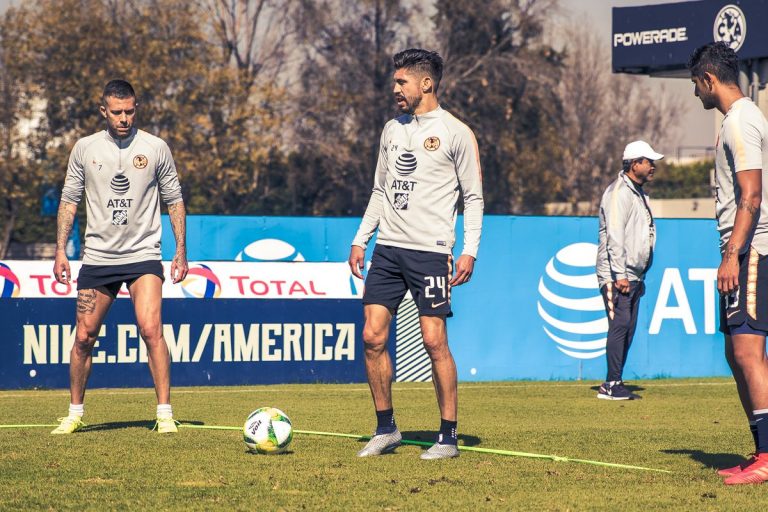 ¡Bombazo! Oribe Peralta deja al América y jugará en Chivas