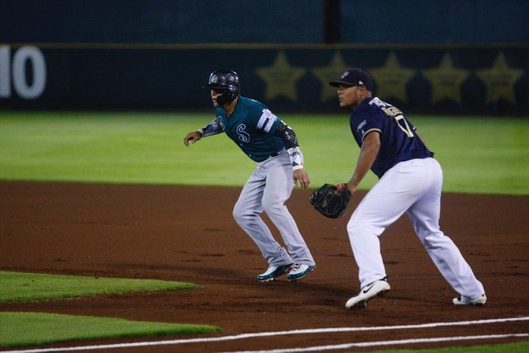 Saraperos vence 7 – 2 a Tigres de Quintana Roo