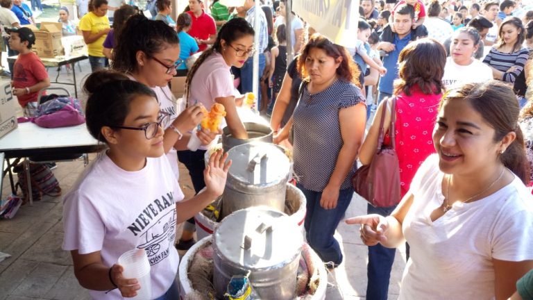 Celebrará Nieve Ramos su 94 Aniversario obsequiando nieve a los saltillenses